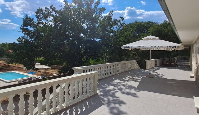 NEW Holliday Apartment A2+2, Family house, garden pool, terase, wi-fi