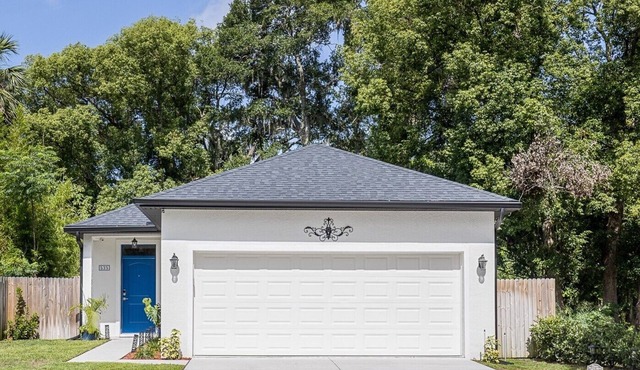 New Home 3/2 With Garage Near Downtown