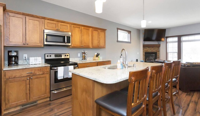 New home in Como Park neighborhood