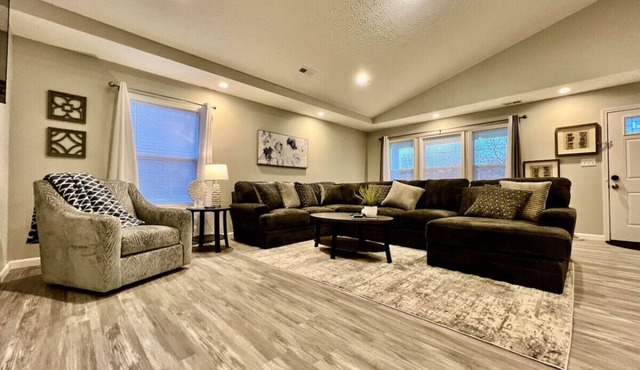 New Home in Middletown, OH Minutes to 75 and more