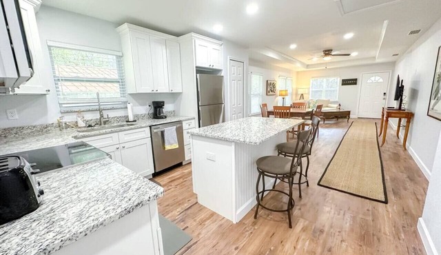 New Home in SE Gainesville 3 BR/2 Bathroom
