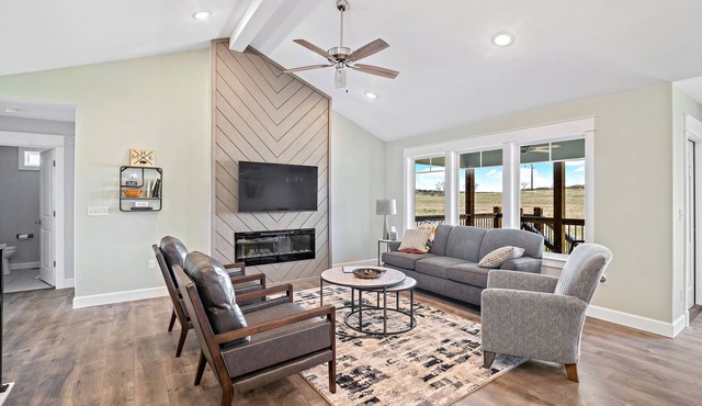New Home in west Manhattan, Family Friendly and close to KSU!