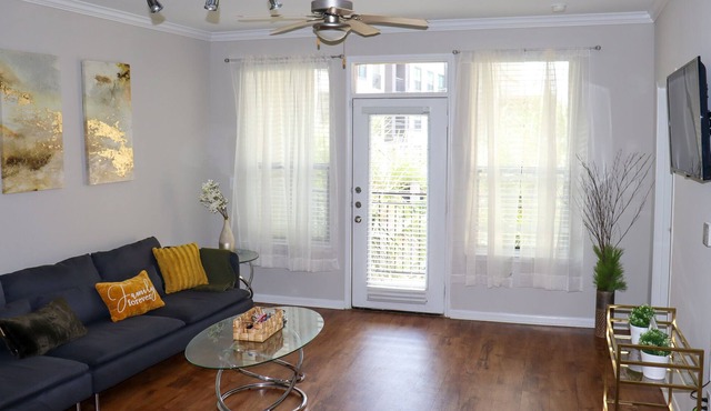 NEW! HOME SWEET HOME - ENTIRE PLACE - NRG Stadium