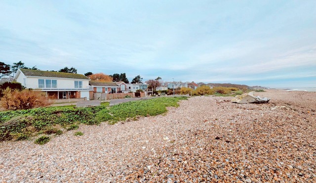 New Hoo - Selsey - sleeps 11 guests in 4 bedrooms