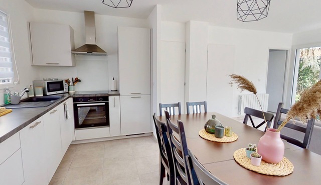 New house 12 pers 20mn from Lyon/25mn from Eurexpo