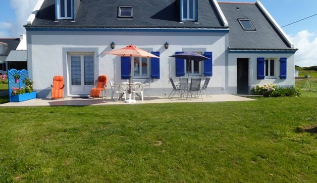 New house 3 rooms, near beach in Locmaria, sleeps 6-8