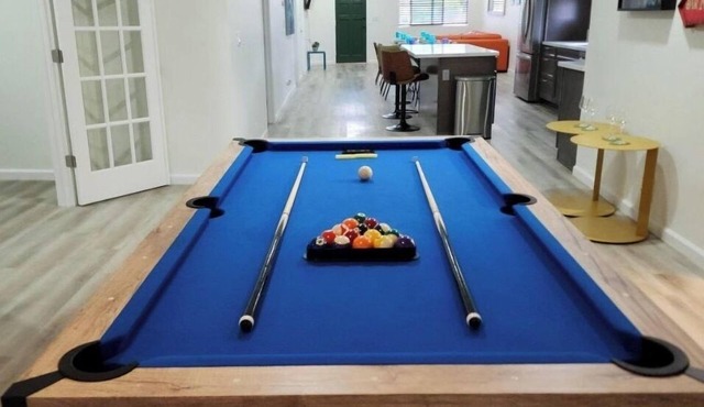 New House! Family/HotSpa/BBQ/Game/Gated Parkings, Closed to Top SD Hot-spots!