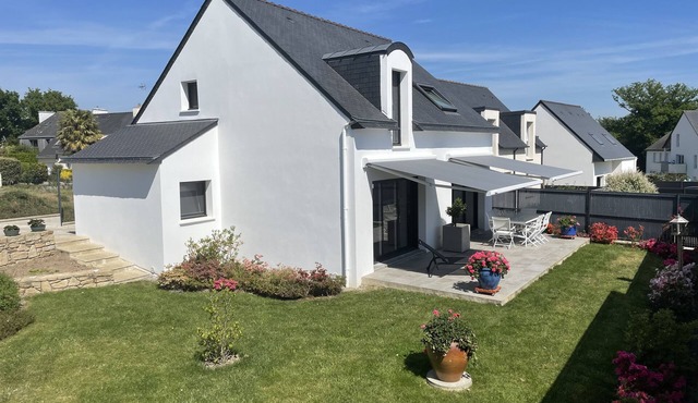 New house located in Le Bono in the Gulf of Morbihan, shops on foot, quiet