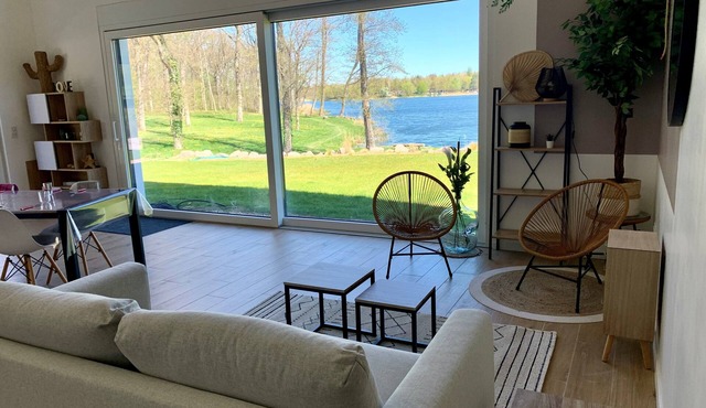 New house on the banks of the Stock pond