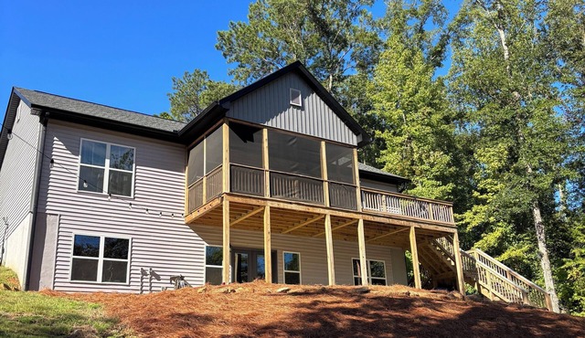 New House on Lake Martin – Peaceful Creekside-Pet Friendly-Fishing-Auburn