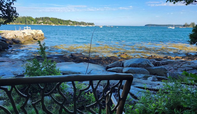 New House With Water Views & Water Access, Weekly/Monthly Rentals , Booking 2025