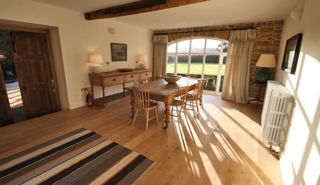 New House Wrexham sleeps 4