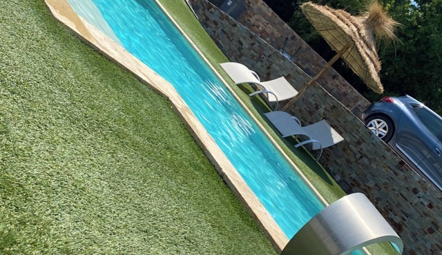 New Housing with Pool & Garden - Ideal for Families or Friends