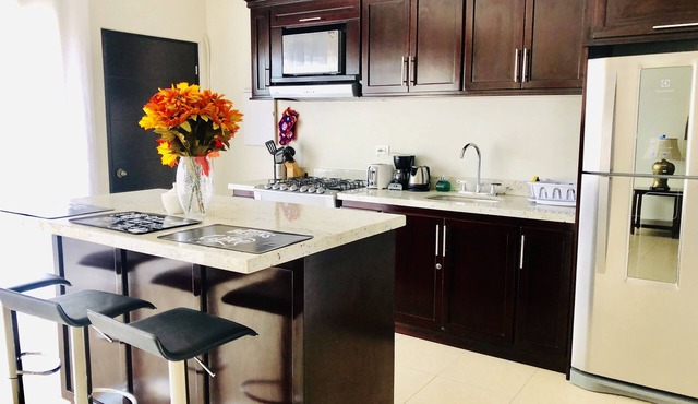 NEW! Huge & Elegant LUXE 2Br GREAT View & Location