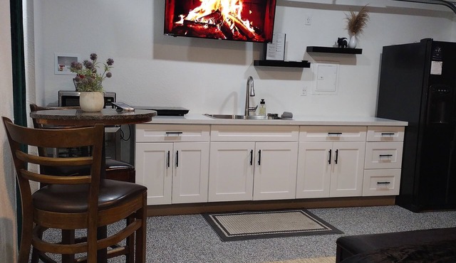 New ideal studio! Central and stylish!