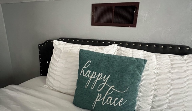 New & Improved City Retreat! Modern 2BR Apartment