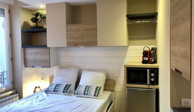 NEW IN MONTLUCON! Luxury furnished room in a small residence