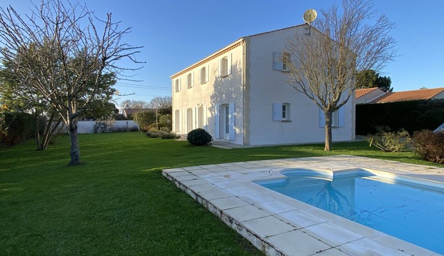 New in the Marennes-Oléron basin! Completely renovated Charentaise house