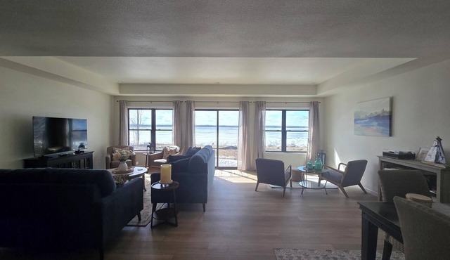 New Indian Lake Retreat – Spacious Comfort & Unforgettable Sunsets