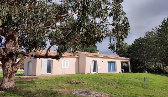 New individual villa in Southern Corsica.
