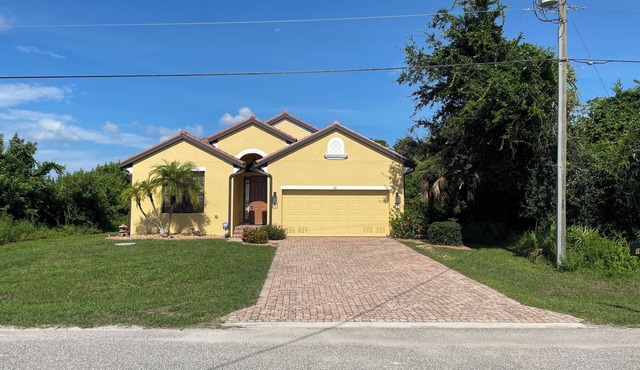 NEW Innisfree at Rotonda Lakes Luxury 3 Bed/2 Bath Villa 10 mins to beach