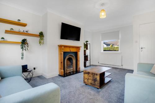 NEW! Insula Cottage 3BR FREE WIFI