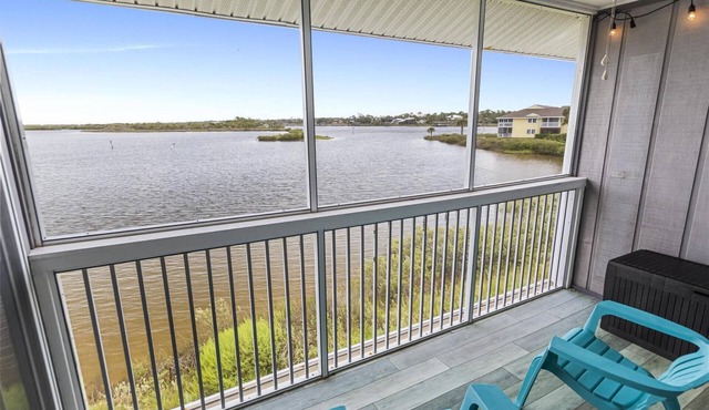 New Intracoastal Oasis | Flagler Beach | Intracoastal Views | Walk To The Beach | Solar Heated Pool