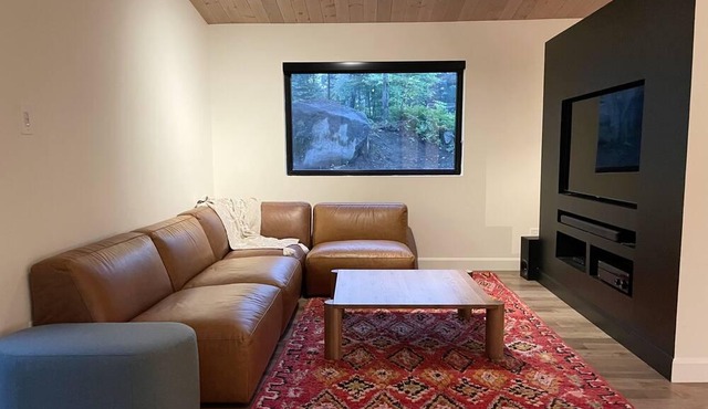 New! Japandi chalet surrounded by forest and outdoors