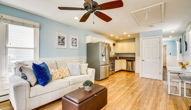 New Jersey Abode - Near Theme Parks, Walk to Beach