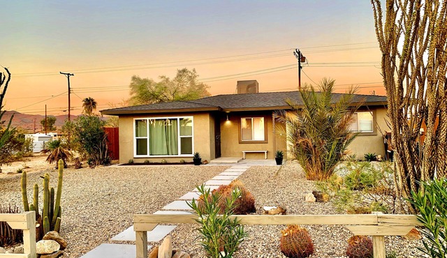 NEW! Joshua Tree Dream - A Modern Desert Spa Retreat