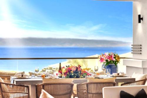 NEW KBM Resorts FREE CAR Hale Nalu At Montage Kapalua Bay Sleeps 10 Oceanfront 3-Bedroom Condo with Daily Housekeeping Spa MON-6302