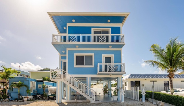 New Key Largo Home in resort