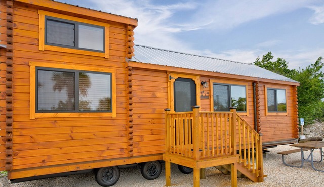 New Keys Cabins. Family sized cabins with full kitchens,