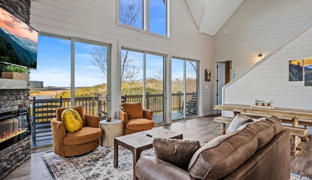 NEW Lake Cabin Sleeps 14 Indoor Pool Hot Tub
