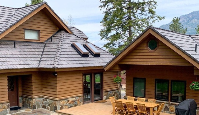 NEW Lake House + Guest Cabin, Hope Nature Preserve