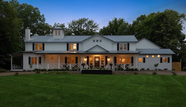 "New" Lake Michigan R & R Recently Completed Major Rehab