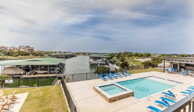 New Lakefront Condo
