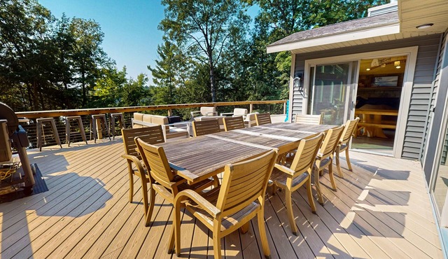 NEW lakefront escape with dock, game room, kayaks, 2 master suites & large deck