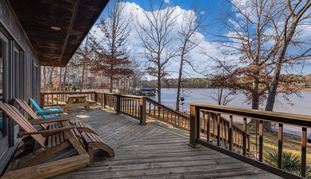 New! Lakefront Home, Firepit, Dock, Deck, Boat Slip, Kayak, Paddle Board, Canoe