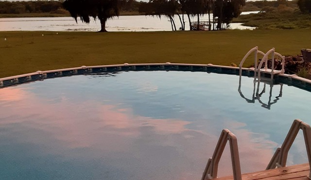 NEW-Lakefront/on 5 acres/near Lakewood Ranch/Pool/Pet Friendly