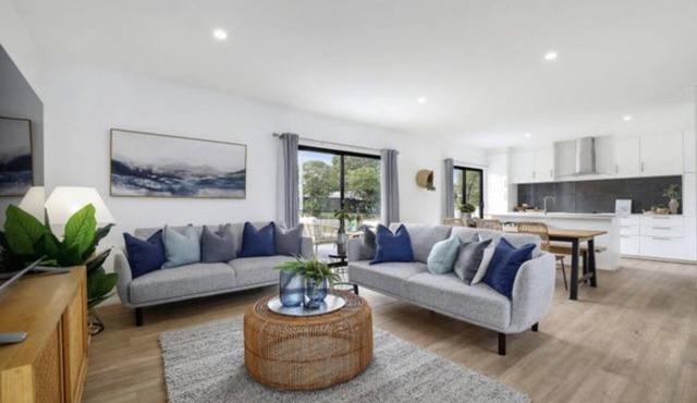 New lakeside holiday home