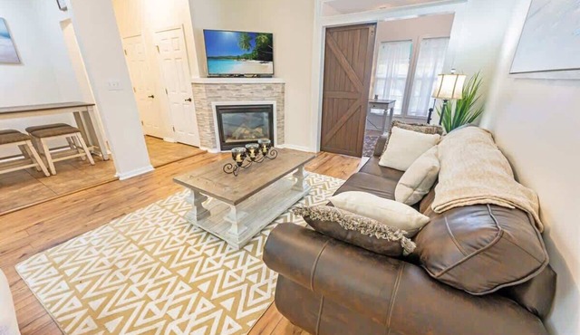 NEW Large 2BR - Savannah Shores - Pool-Pickleball