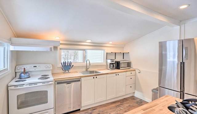 NEW! Launch Special, Close to Ski, Firepit, Privacy