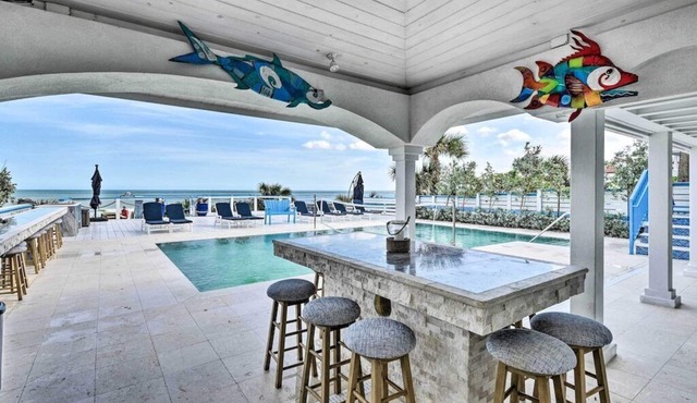NEW! Lavish Beachfront House w/Outdoor Kitchen!