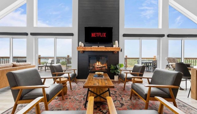 NEW Lazy River+Pools+Hot Tub+LAKE Views+Theater Rm