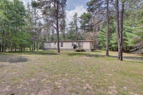 New Lisbon Family Gem about 3 Mi to Castle Rock Lake