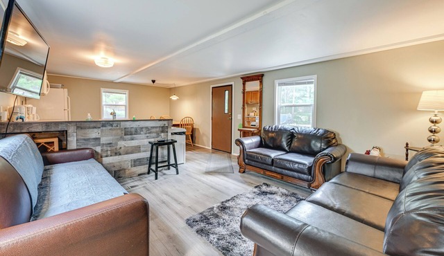 New Lisbon Family Gem ~ 3 Mi to Castle Rock Lake