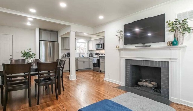 New Listing! 4 Bdrm Plaza Charmer! Pet Friendly!