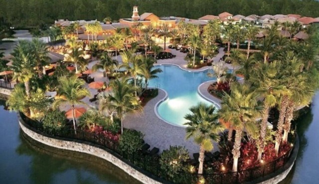 NEW LISTING! Amazing 3BR 2.5 Bath Luxury Townhome in a Paseo Quad with a Pool