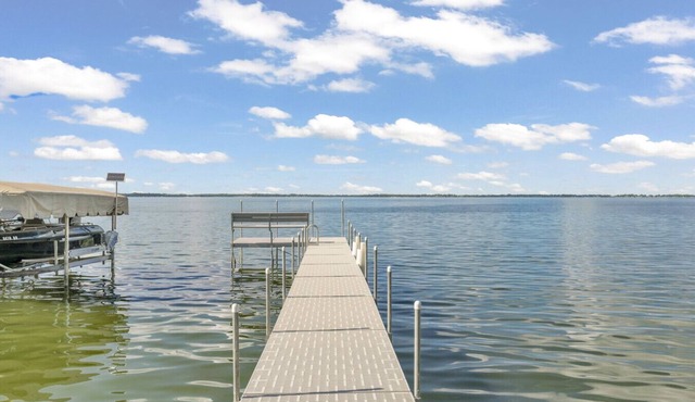 NEW LISTING.AWave From It All - Lakefront on Big Spirit Lake